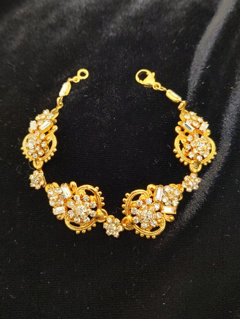 Erica Koesler Gold Pear‑Shaped Filigree Bracelet